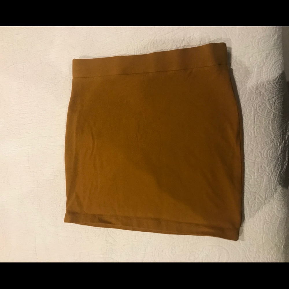 Forever21 tan skirt